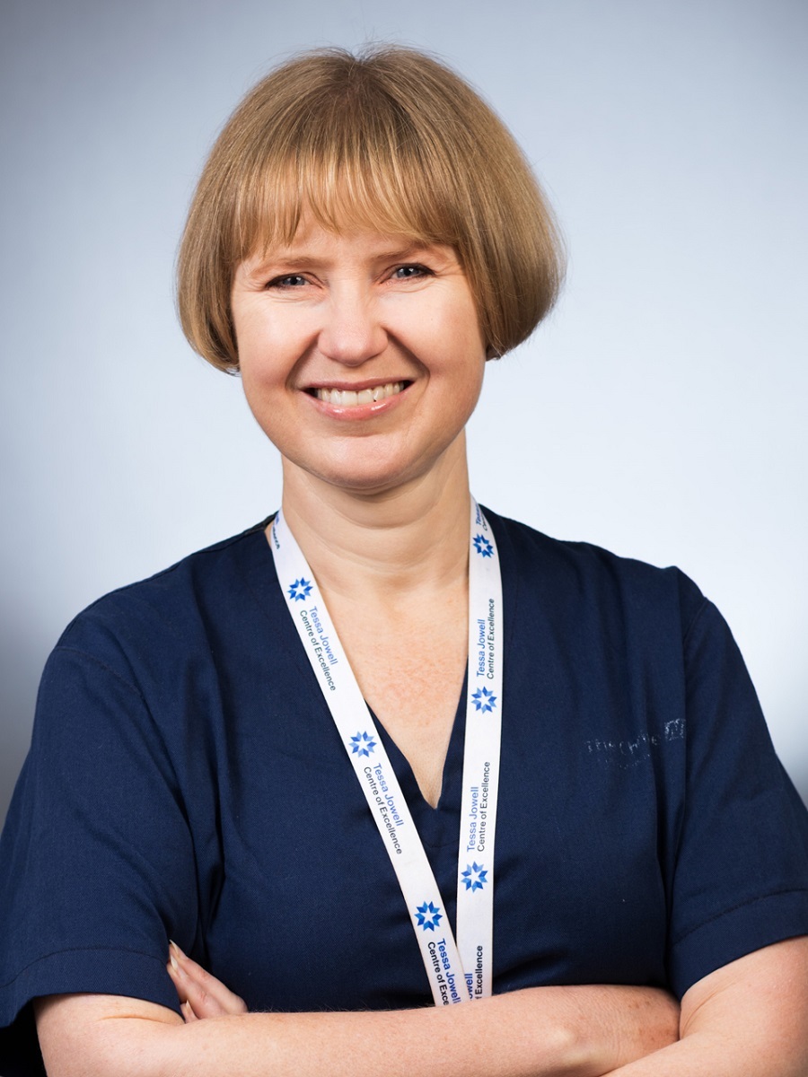 Professor Catherine McBain, Consultant Clinical Oncologist & Honorary Professor in Cancer Sciences