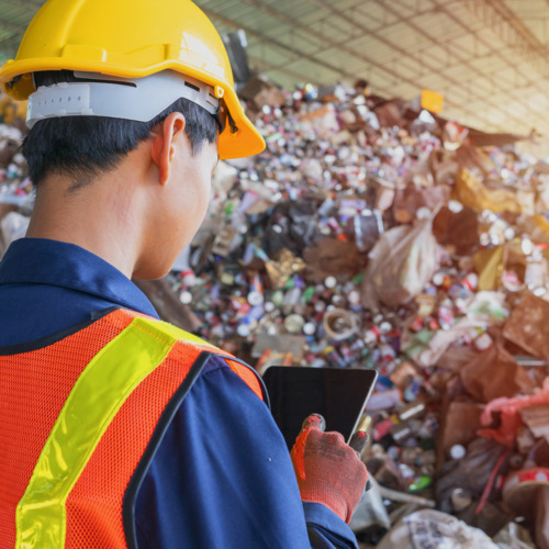 Recycle your unwanted stamps, jewellery, currency, gadgets and more to help Macmillan.