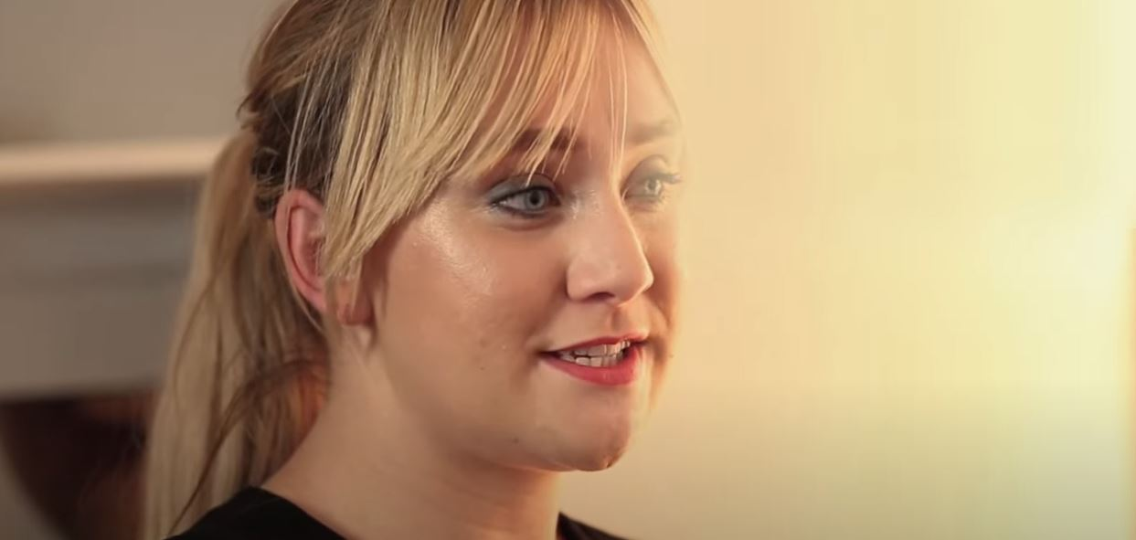 Eye make up for hair loss BSL video