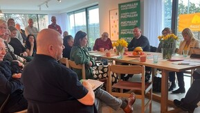 Senedd meet up